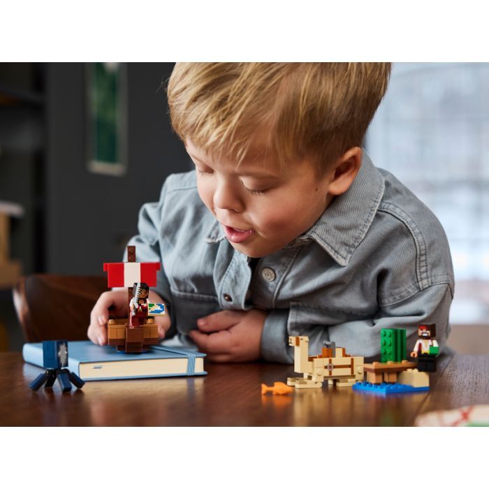 Конструктор LEGO Minecraft Подорож на піратському кораблі (21259-) зображення 9