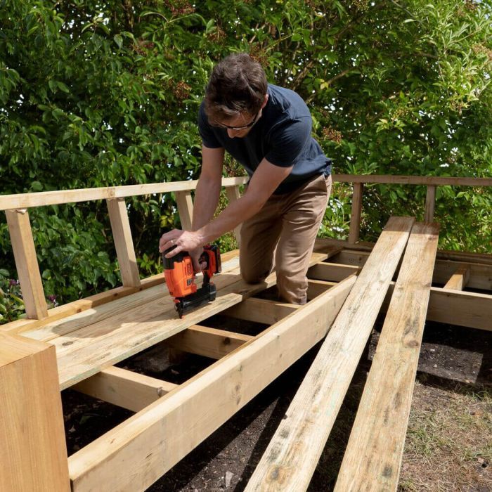 Гвоздезабиватель Black&Decker 18 В, длина гвоздя 16-50 мм, (без АКБ и ЗУ) (BCNG01N) изображение 3