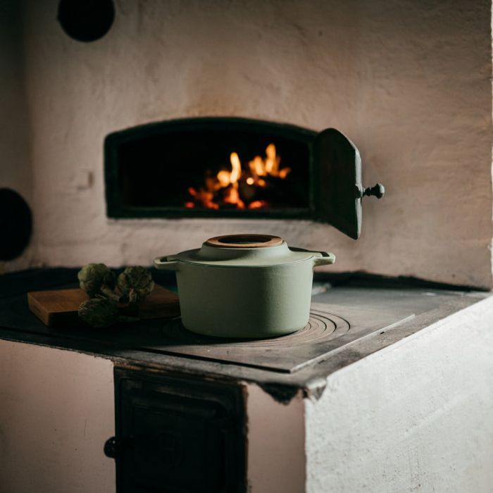 Кастрюля Fiskars Norden Limited Colour Edition чавунна 4 л колір кропива (1071128) изображение 8