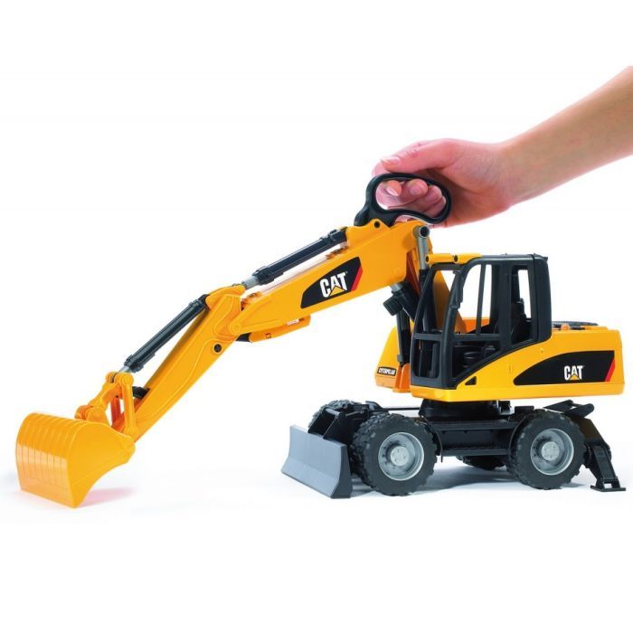 Спецтехника Bruder экскаватор колёсный Caterpillar, М116 (02445) изображение 7
