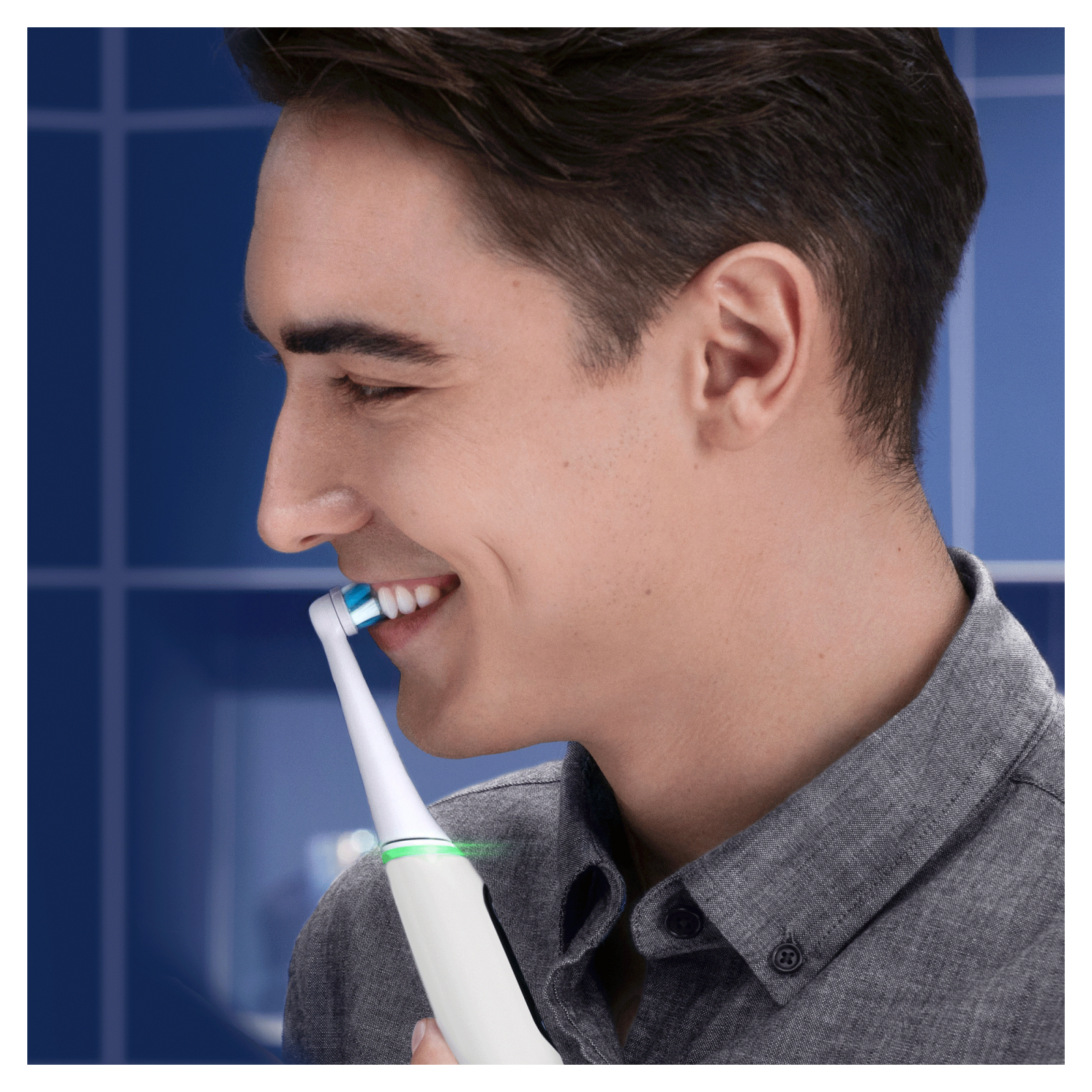 Электрическая зубная щетка Oral-B iO Series 6 iOM6.1A6.1K 3753 White (4210201381648) изображение 7