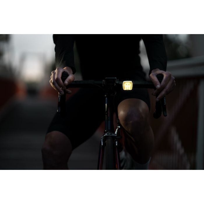 Задняя велофара Knog Blinder Skull Array Rear 100 Lumens (12286) изображение 10