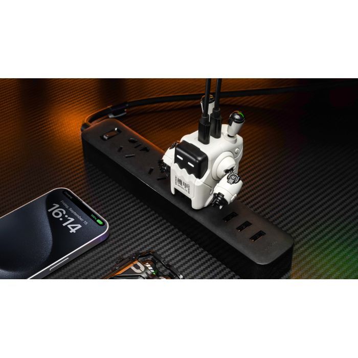Зарядний пристрій GravaStar Delta35 35Вт 2XUSB-C White (GRAVASTARA35_WHT_EUK) зображення 12