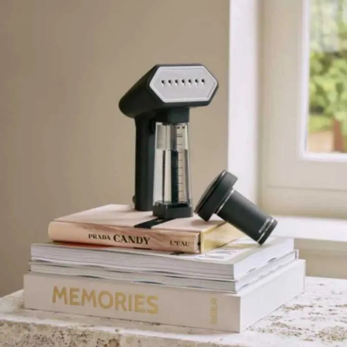 Отпариватель для одежды SteamOne SN200B изображение 2