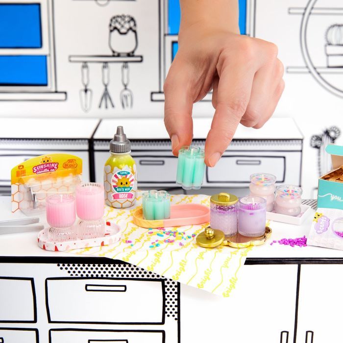 Игровой набор MGA's Miniverse серии Mini Lifestyle - Создай уют (591856) изображение 5