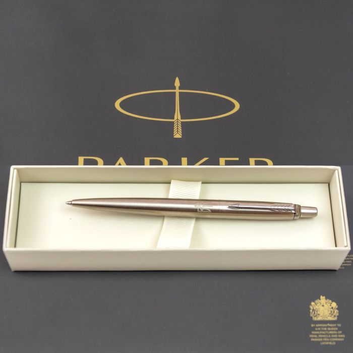 Ручка шариковая Parker JOTTER 17 UKRAINE SS CT BP Трезубец белый (16132_T001w) изображение 5