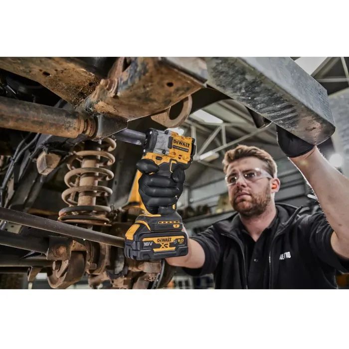 Гайковерт DeWALT 18 В XR Li-lon ,406 Нм (без АКБ и ЗУ) (DCF923N) изображение 9
