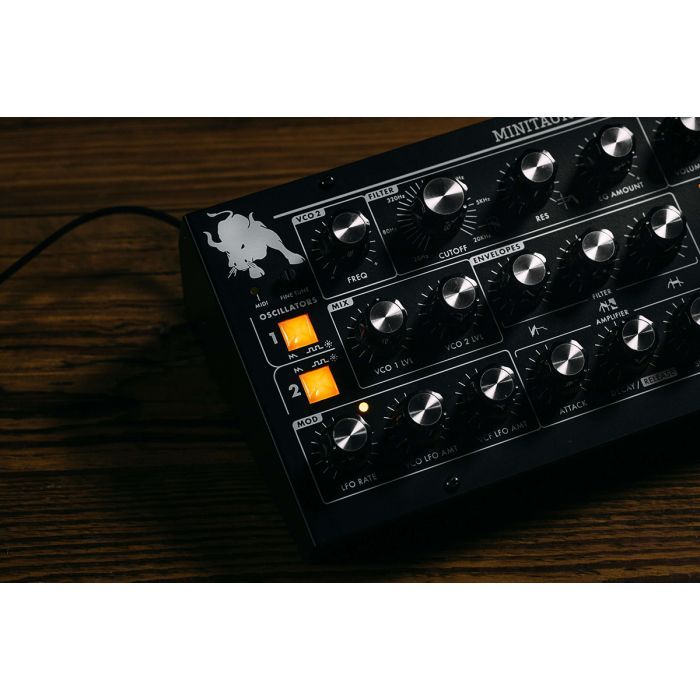 Синтезатор Moog Music Minitaur (226127) зображення 9
