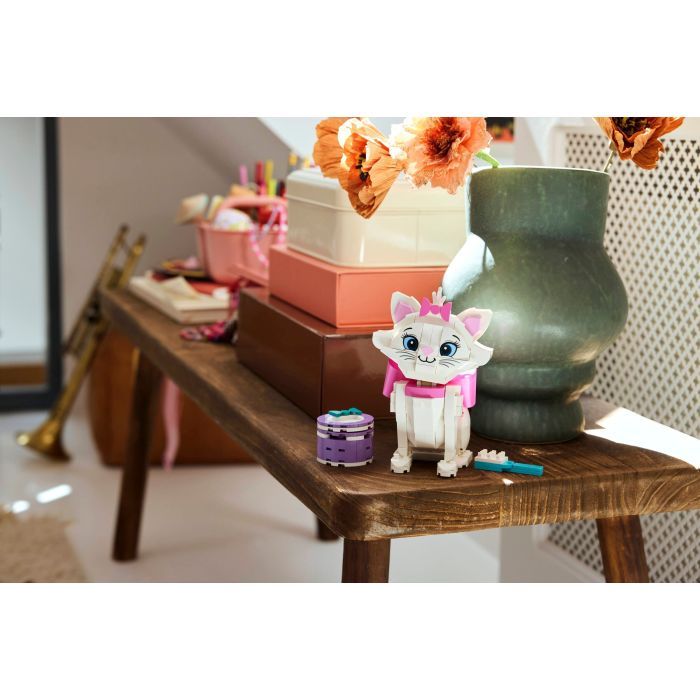 Конструктор LEGO Disney Classic Коти-аристократи Чарівна Марі (43286) зображення 11