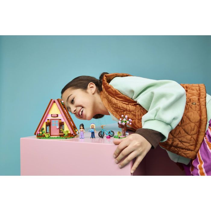 Конструктор LEGO Friends Домик для кемпинга на природе (42682) изображение 12