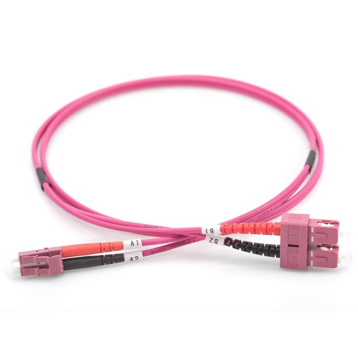 Оптический патчкорд Digitus LC/UPC-SC/UPC,50/125 OM4(Multimode),duplex,3m (DK-2532-03-4)