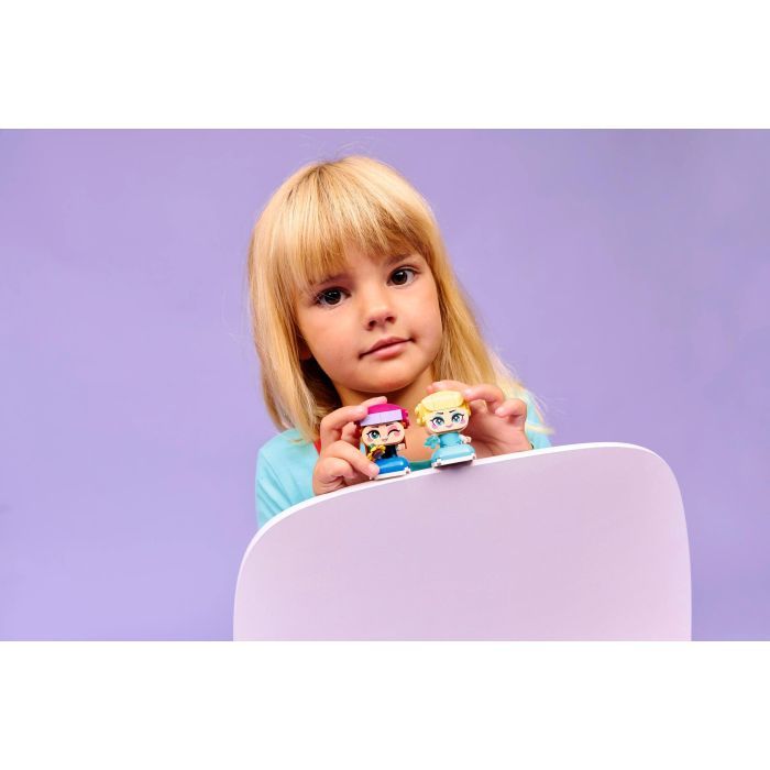 Конструктор LEGO Disney Princess Мініпринцеси Анна та Ельза (43284) зображення 10