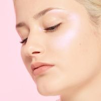 Хайлайтер L'Oreal Paris Light From Paradise Iconic Glow 9 г (3600523864058) изображение 2