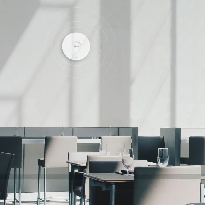 Точка доступа Wi-Fi TP-Link EAP670 изображение 7