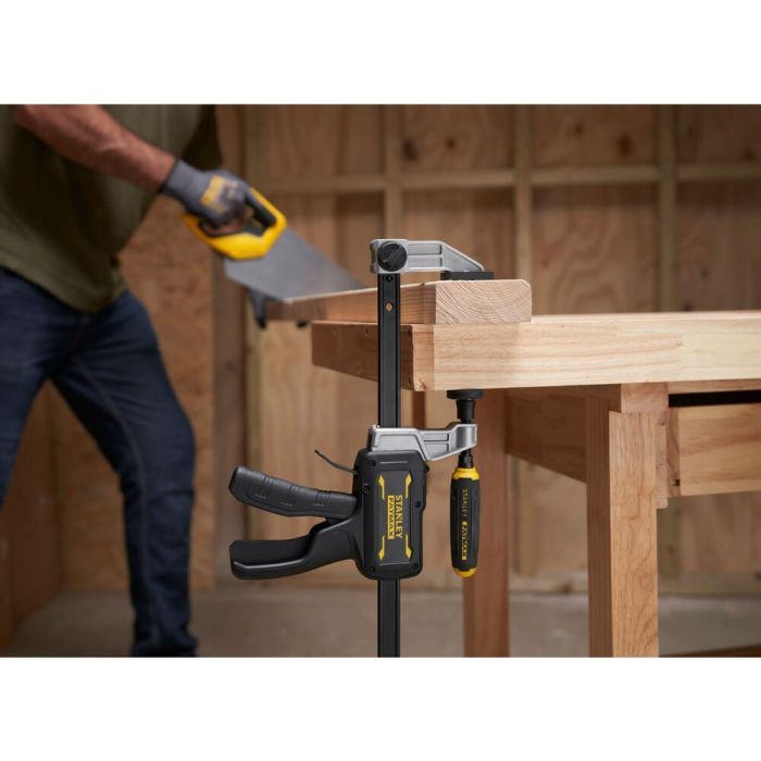 Струбцина Stanley FatMax гібридна, 600мм, тиск мін/макс 136/374 кг (FMHT83008-0) зображення 3