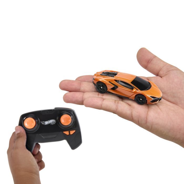 Радиоуправляемая игрушка Hot Wheels Lamborghini Revuelto (HWW55) изображение 4