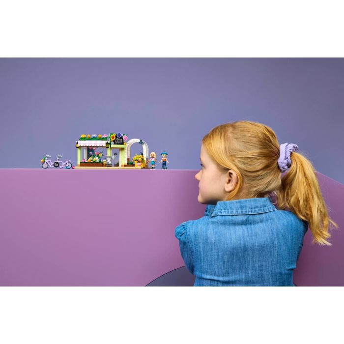 Конструктор LEGO Friends Творческий цветочный магазин (42693) изображение 11