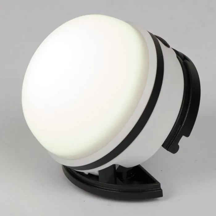 Фонарь Bo-Camp Kuma Silicone Rechargeable 200 Lumen White/Black (5818808) (DAS301708) изображение 5