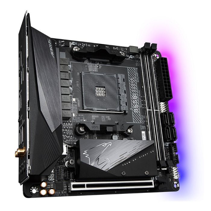 Материнская плата GIGABYTE B550I AORUS PRO AX изображение 4