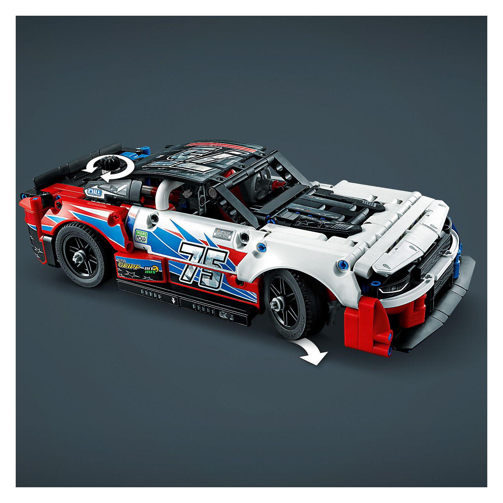 Конструктор LEGO Technic NASCAR Next Gen Chevrolet Camaro ZL1 672 детали (42153) изображение 4