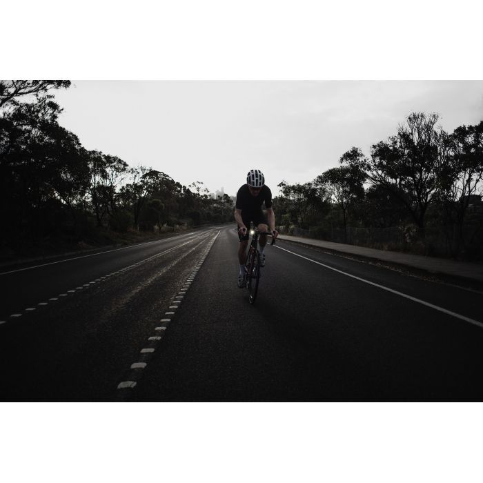 Задня велофара Knog Blinder X Rear 100 Lumens (12290) зображення 6