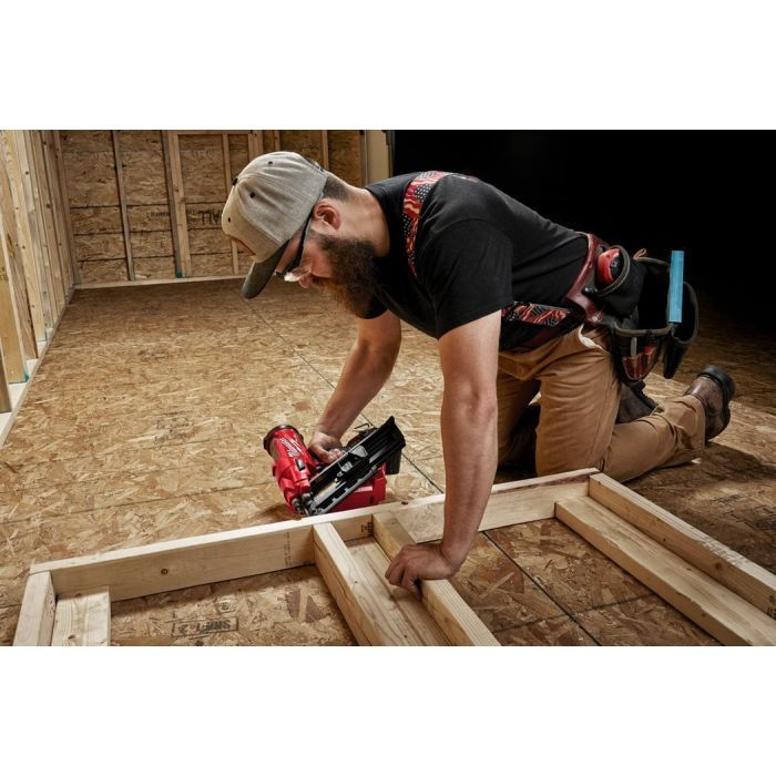 Цвяхозабивач Milwaukee M18 FFN-0C, 50/90мм, кейс (без АПКБ та ЗП) (4933471406) зображення 5