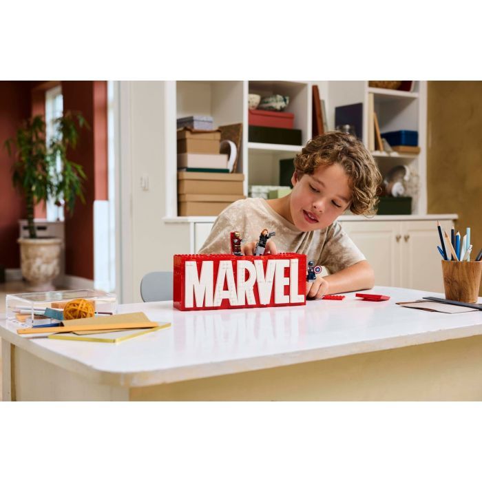Конструктор LEGO Super Heroes Логотип і мініфігурки MARVEL (76313) зображення 7