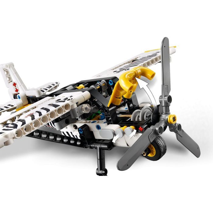 Конструктор LEGO Minecraft Битва с лавой в Незере (21266) изображение 5