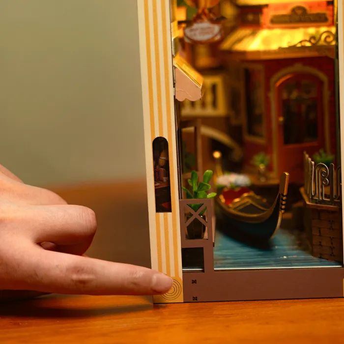 Конструктор Robotime Rolife деревянній 3D Романтическая Венец (TGB08) изображение 3