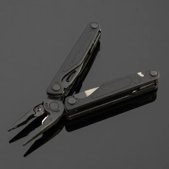 Мультитул Leatherman Charge Plus Black, синтетич. чехол, карт. кор., метрич. биты (832601) зображення 8