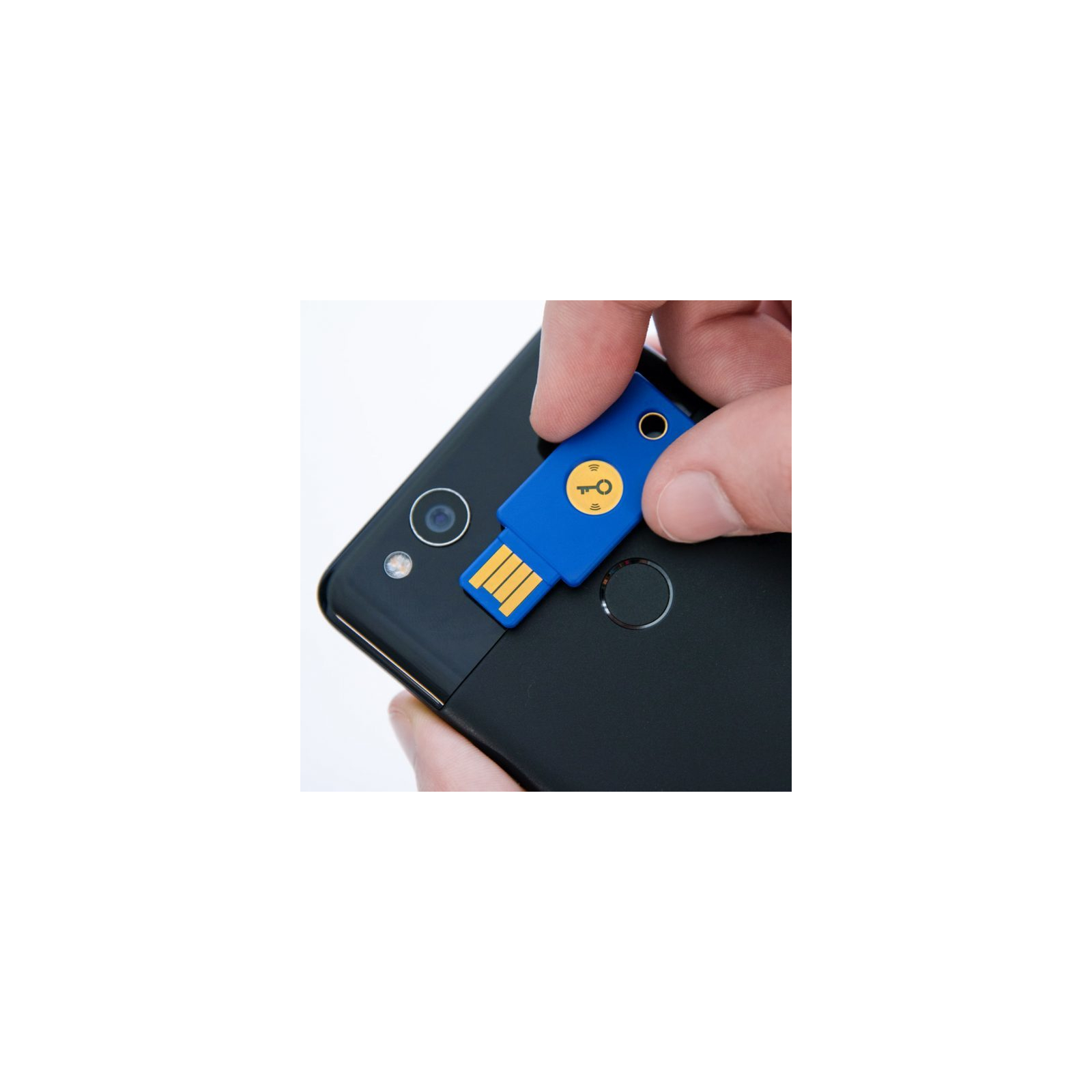 Аппаратный ключ безопасности Yubico Security Key NFC (SecurityKey_NFC) изображение 5