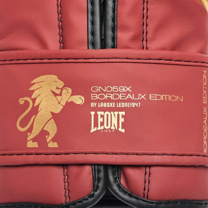 Боксерские перчатки Leone GN059X Bordeaux ED 10 унцій (GN059X_BORDEAUX_10oz) изображение 9