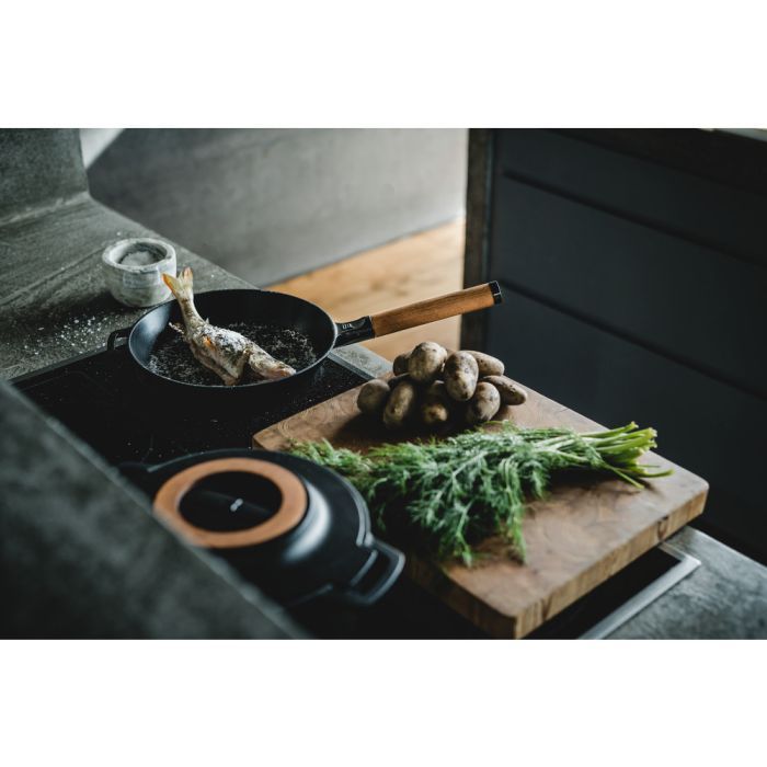 Сковорода Fiskars Norden чавунна 24 см (1026568) изображение 8