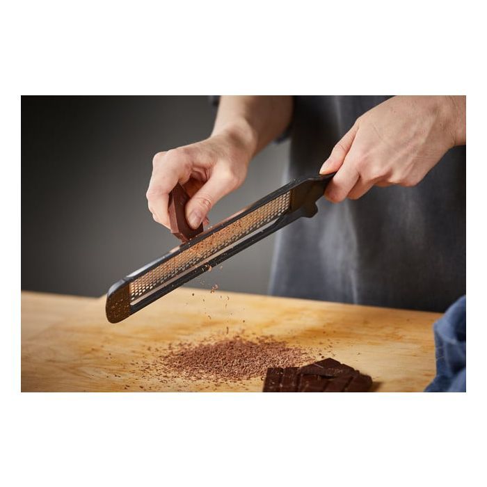 Терка Fiskars Functional Form для цедри лимону, імбиру, шоколаду (1014412) изображение 6