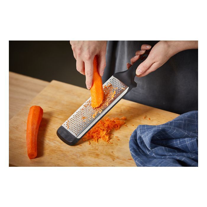 Терка Fiskars Functional Form для цедри лимону, імбиру, шоколаду (1014412) изображение 7