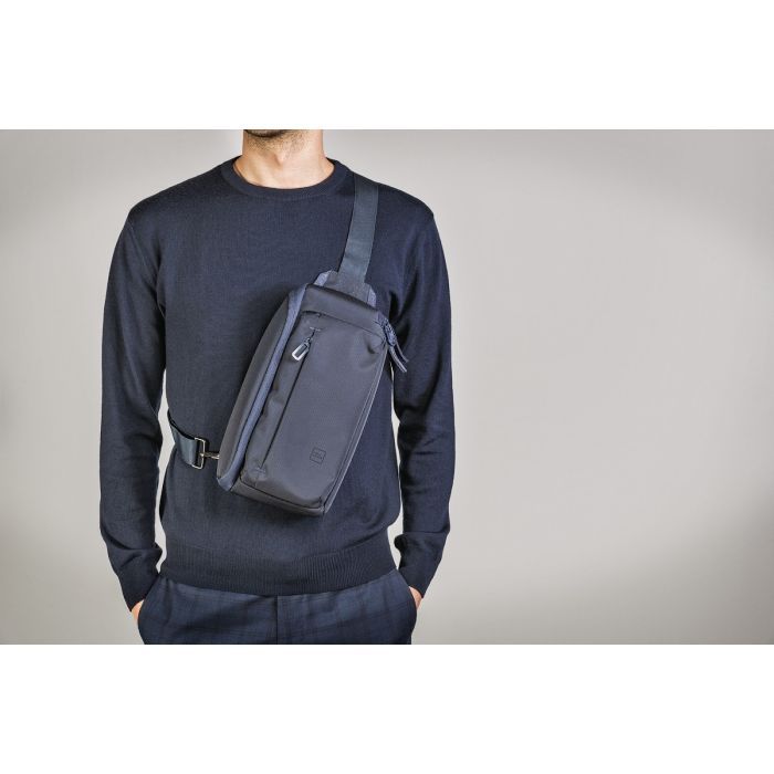 Сумка дорожная Tucano Astra Crossbody Black (BASTCB-BK) изображение 2