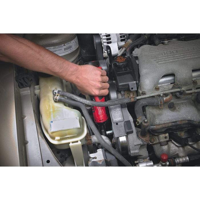Гайковерт Milwaukee угловой 3/8", M12 IR-201B, 47Нм, 2x2Ah (4933441720) изображение 6