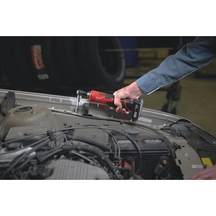 Гайковерт Milwaukee угловой 3/8", M12 IR-201B, 47Нм, 2x2Ah (4933441720) изображение 8