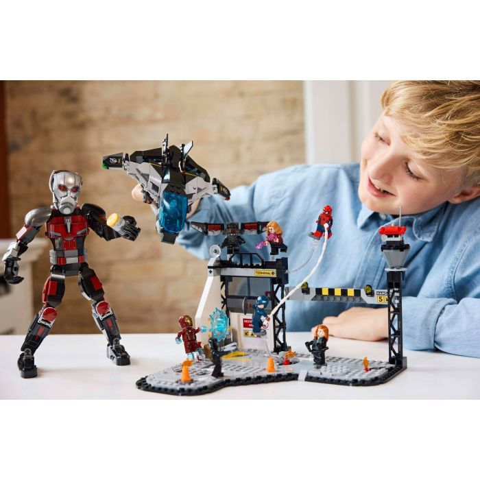 Конструктор LEGO Super Heroes Первый мститель: Противостояние Приключенческая битва (76314) изображение 10