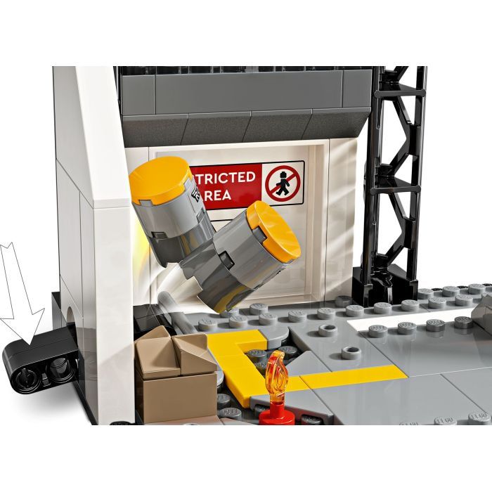 Конструктор LEGO Super Heroes Первый мститель: Противостояние Приключенческая битва (76314) изображение 5