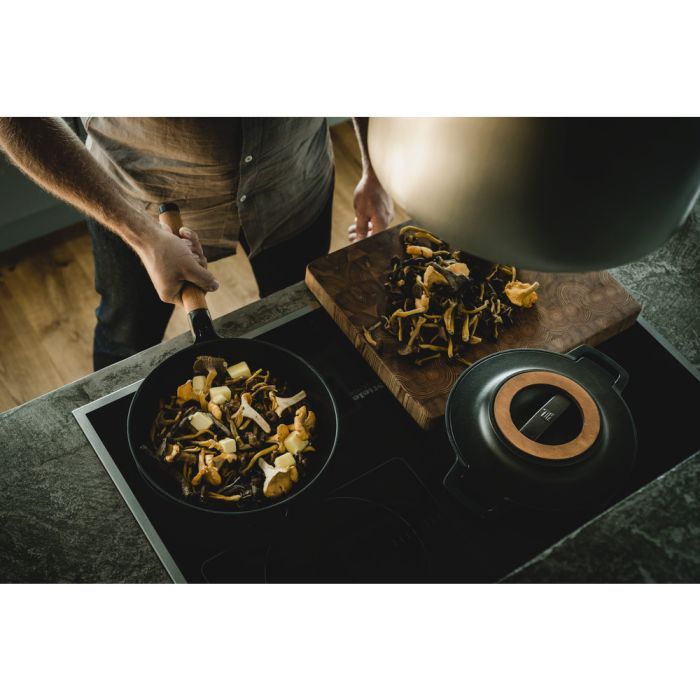 Сковорода Fiskars Norden чавунна 24 см (1026568) изображение 9