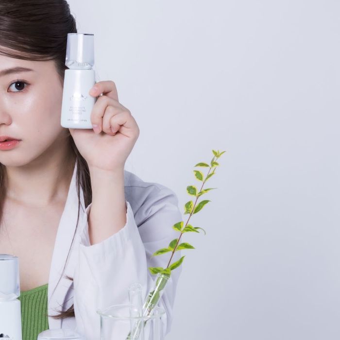 Эмульсия для лица Dr. Plant Snow White Moisturizing Essence 40 мл (4582538102778) изображение 4