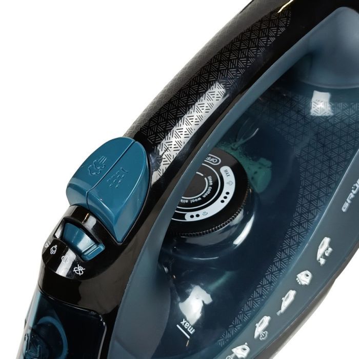 Утюг Grunhelm EI8871C изображение 2