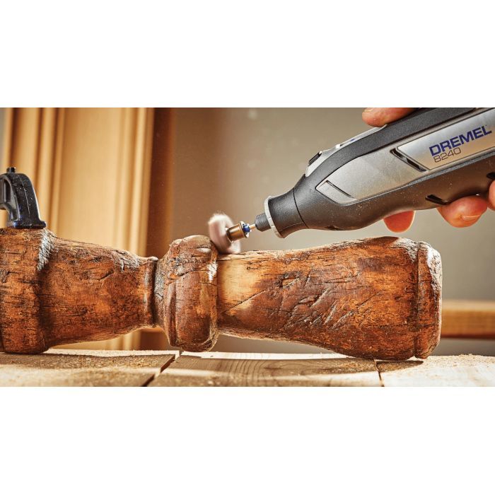 Гравер Dremel 8240-3/45 12V, 1х2Ah, 5000-35000об/хв, 45 акс, ЗП, 0.66кг (F.013.824.0JF) зображення 11
