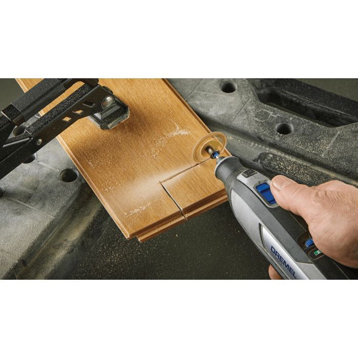 Гравер Dremel 8240-3/45 12V, 1х2Ah, 5000-35000об/хв, 45 акс, ЗП, 0.66кг (F.013.824.0JF) зображення 12