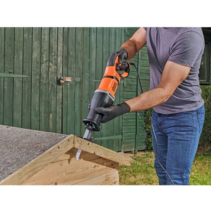 Шабельна пила Black&Decker BES301 зображення 12