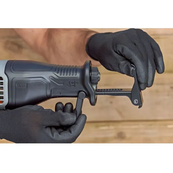 Шабельна пила Black&Decker BES301 зображення 8