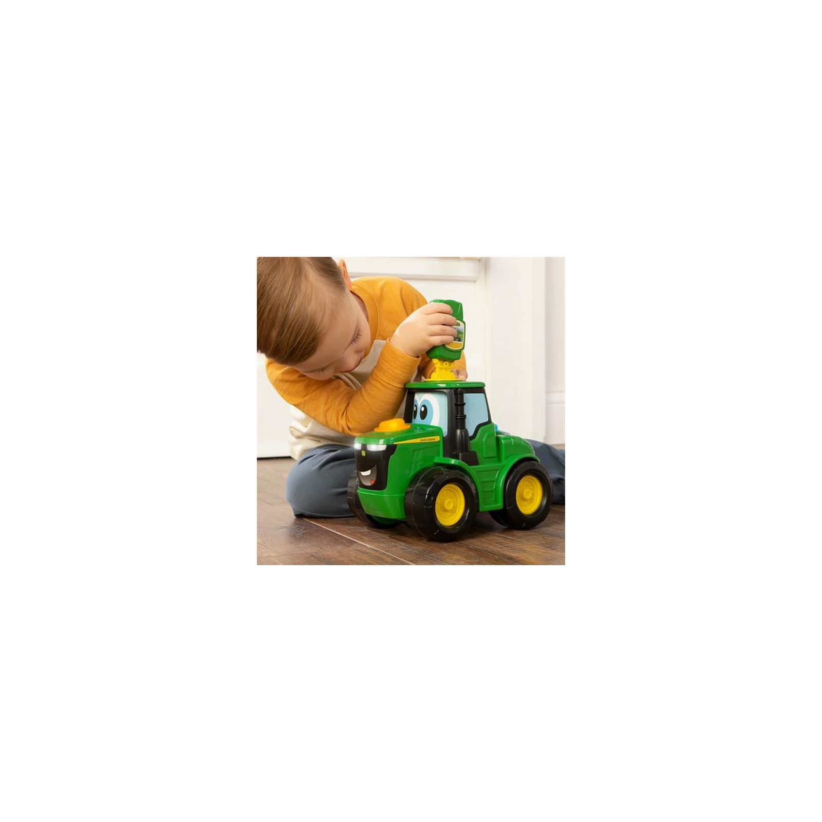 Спецтехника John Deere Kids трактор со светом и звуком (47500)