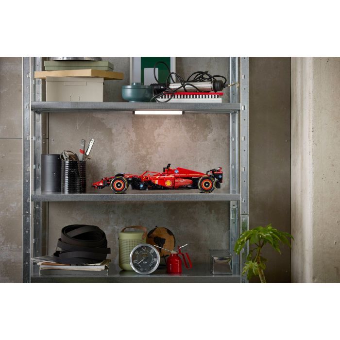 Конструктор LEGO Technic Автомобіль F1 Ferrari SF-24 (42207) зображення 12