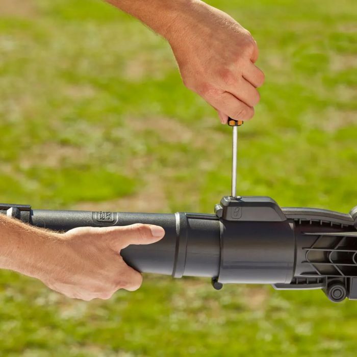 Пылесос садовый Black&Decker BEBLV290 изображение 4